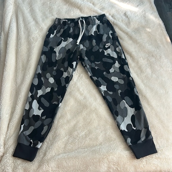 Nike NSW Club Energy Flow Basketball Joggers - Picture 2 of 2